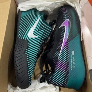 Nike Court Air Zoom Vapor 11 Attack Premier Jungle Fuchsia Mens Sz 9 FD6693-001